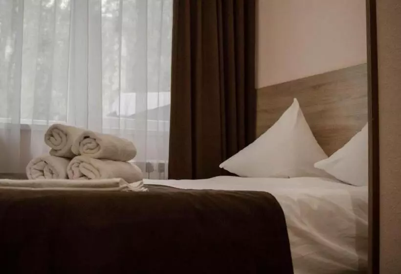 ユースホステル Seven