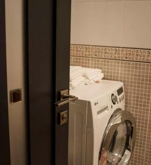 ユースホステル Seven