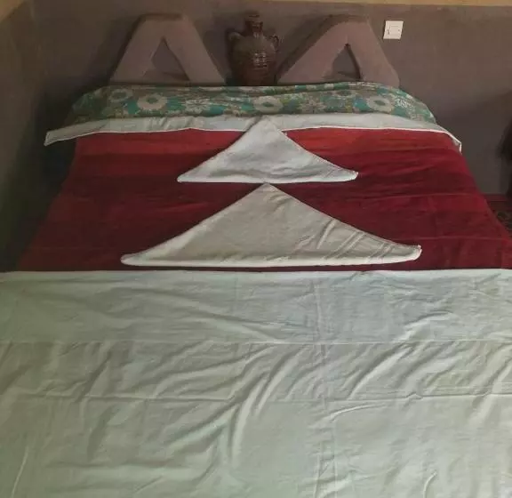 Retkeilymaja Tazoult Ouzina