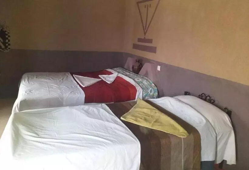 Retkeilymaja Tazoult Ouzina