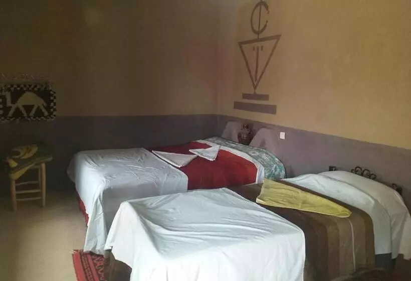 Retkeilymaja Tazoult Ouzina