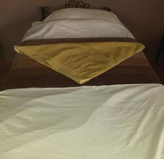 Retkeilymaja Tazoult Ouzina