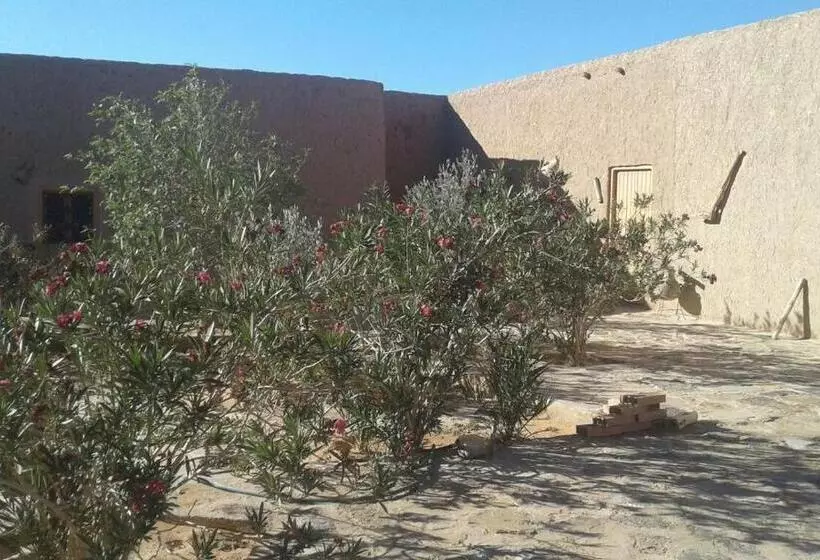 Retkeilymaja Tazoult Ouzina