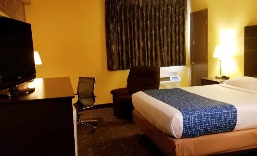 Alexander House Motel