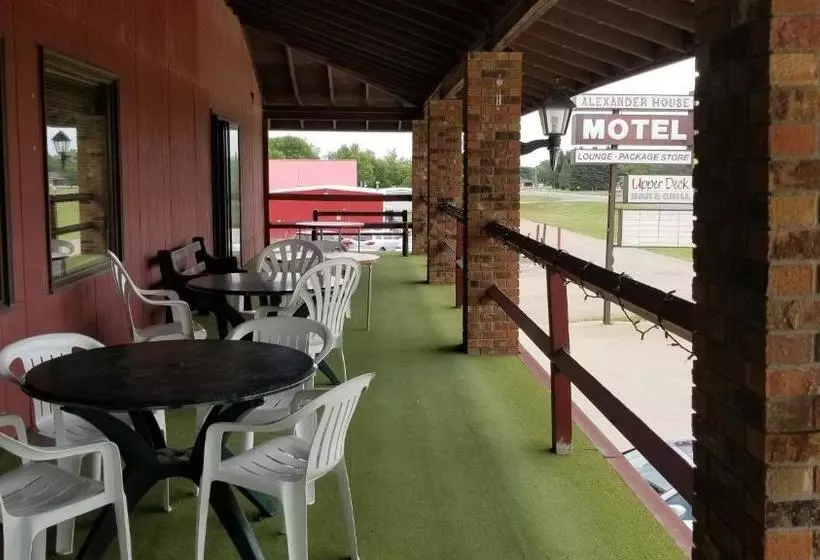 Alexander House Motel