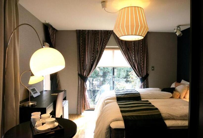 تختخواب و صبحانه Ah87 Osaka