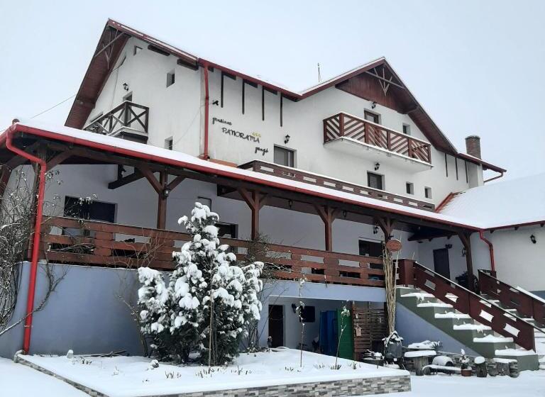 مبيت وإفطار Panorama Cehu Silvaniei