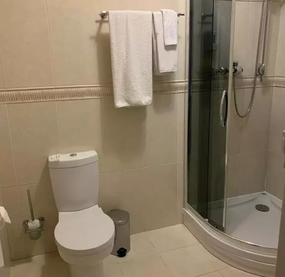 Hotelli готельна ресторація україночка