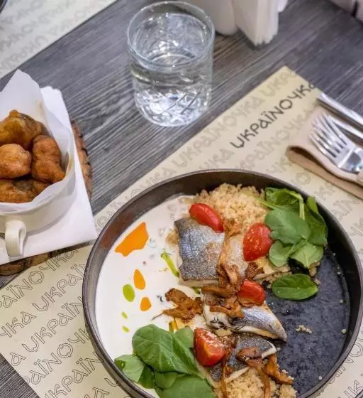 Hotelli готельна ресторація україночка
