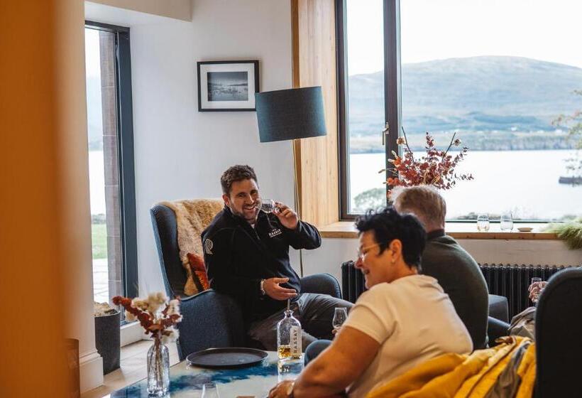 בית מלון כפרי Isle Of Raasay Distillery