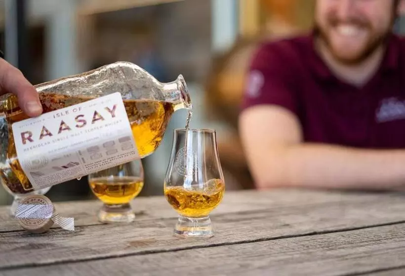 Hotelli Isle Of Raasay Distillery