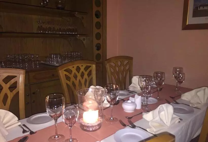 Hotelli Ostan Loch Altan