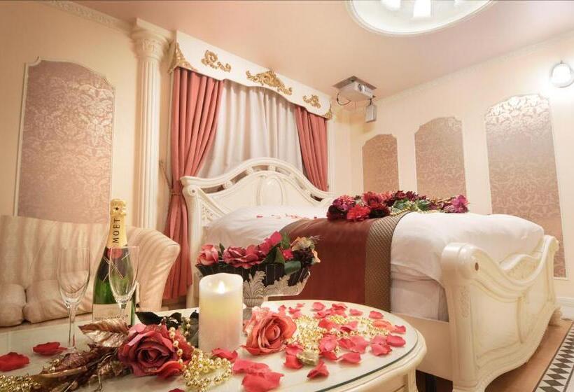 Отель The Graf Matsubara