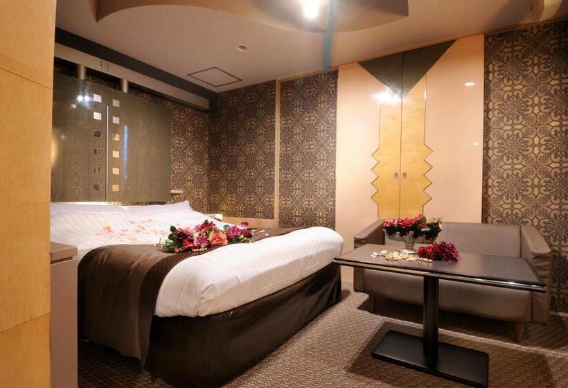 Отель The Graf Matsubara