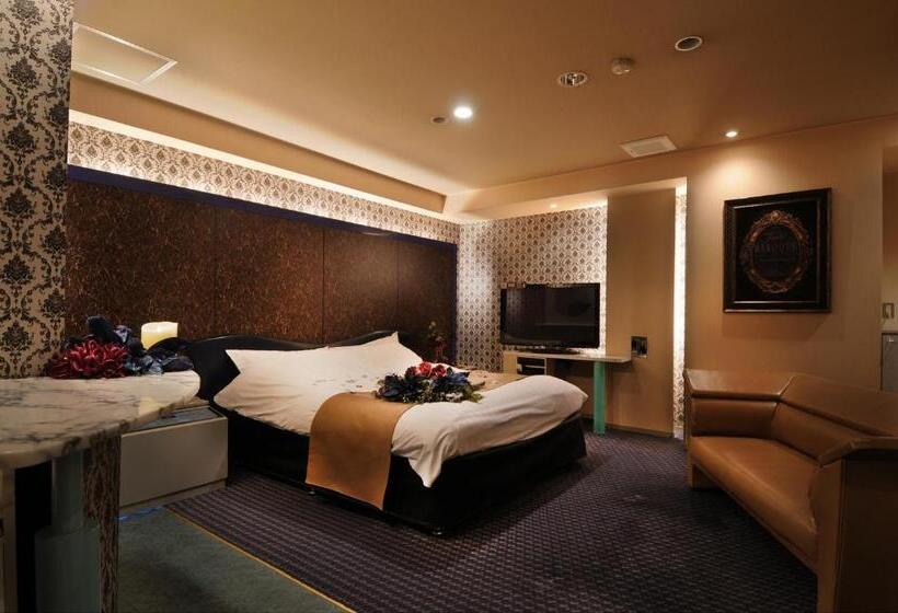 Отель The Graf Matsubara