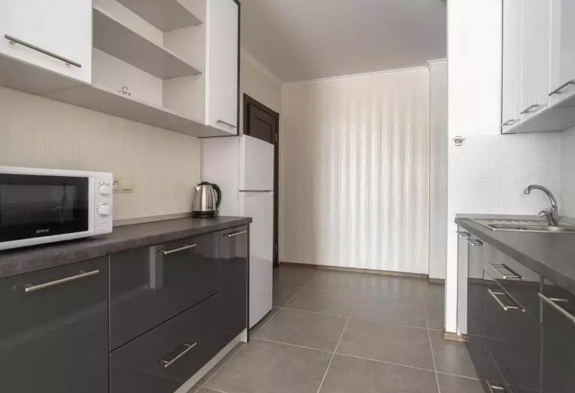 هتل Villa Gor Apartments