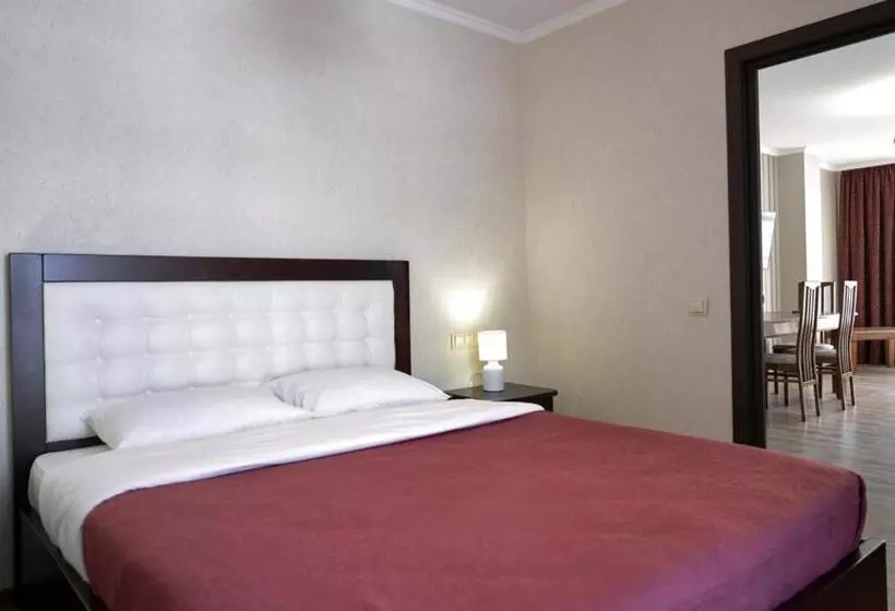 هتل Villa Gor Apartments