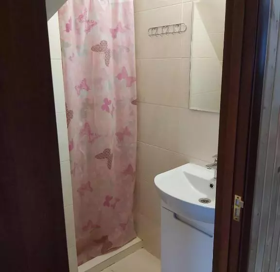 هتل Villa Gor Apartments