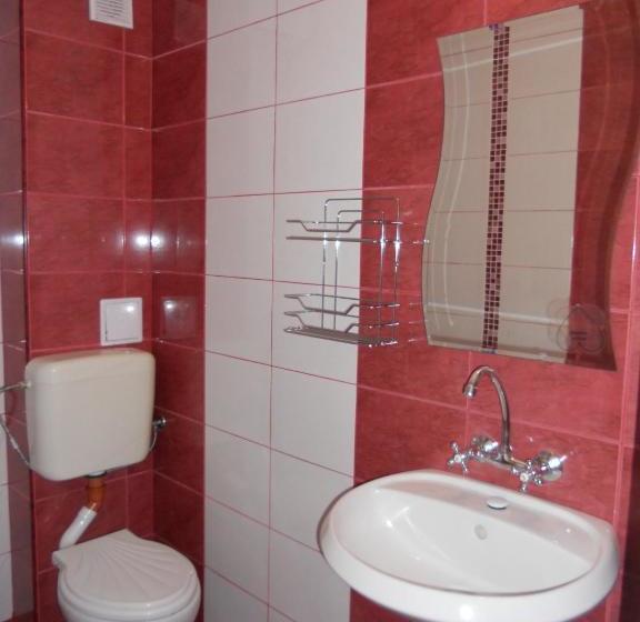 ペンション Guest House Tania