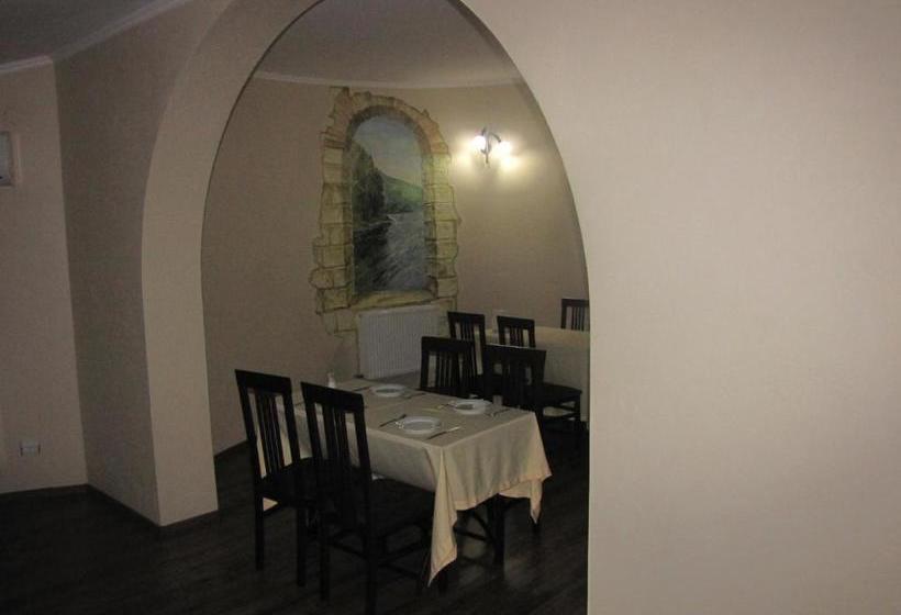 בית מלון כפרי Belveder