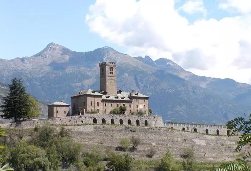 Hotelli Col Du Mont