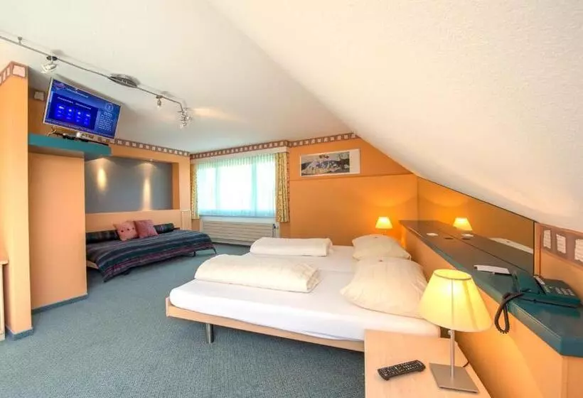 ホテル Landgasthof Lowen