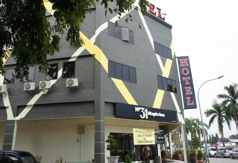 Hotel No.31 Maple Inn
