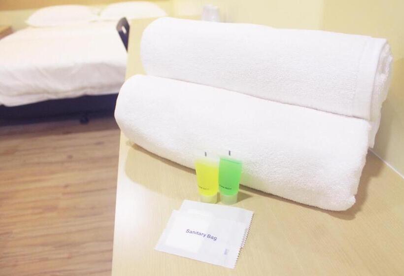 Hotel No.31 Maple Inn