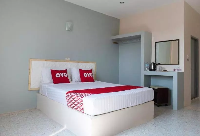 Hotelli Oyo 674 Greenery Home