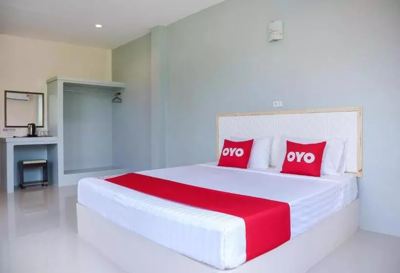 Hotelli Oyo 674 Greenery Home