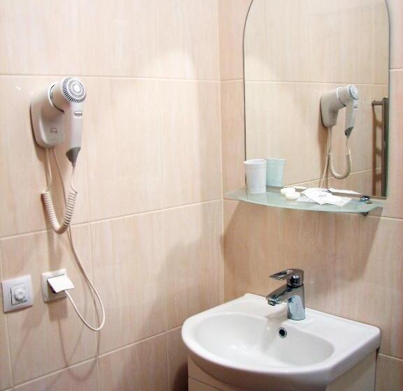 فندق Pershyi Kordon Tourist Complex