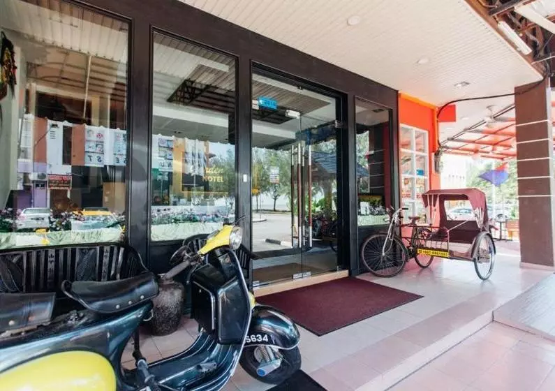 Hotelli Pontian Garden