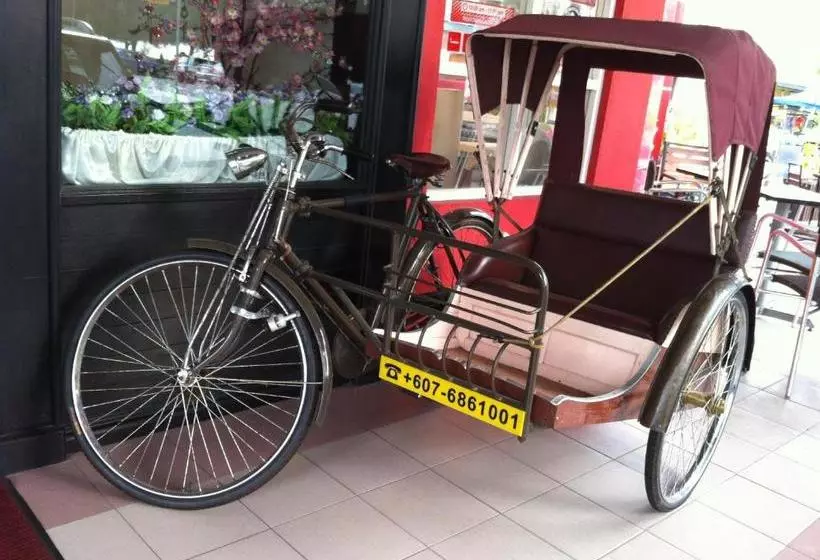 Hotelli Pontian Garden