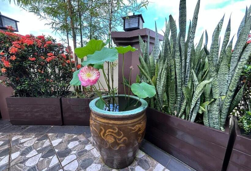 Hotel Pontian Garden