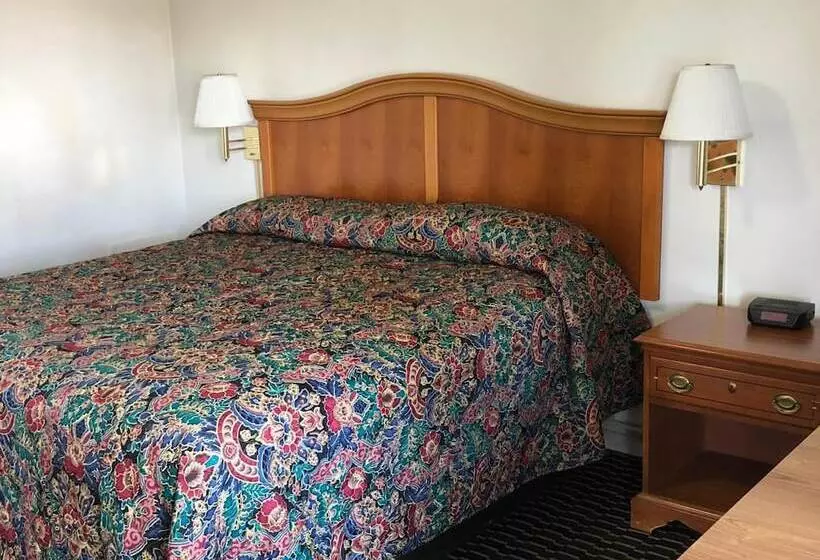 Motelli Norton Shores Inn