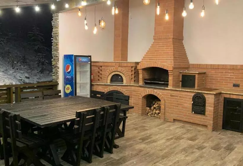 Majatalo Casa De La Munte