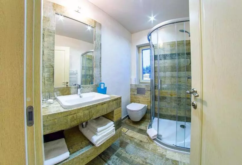 Majatalo Casa De La Munte