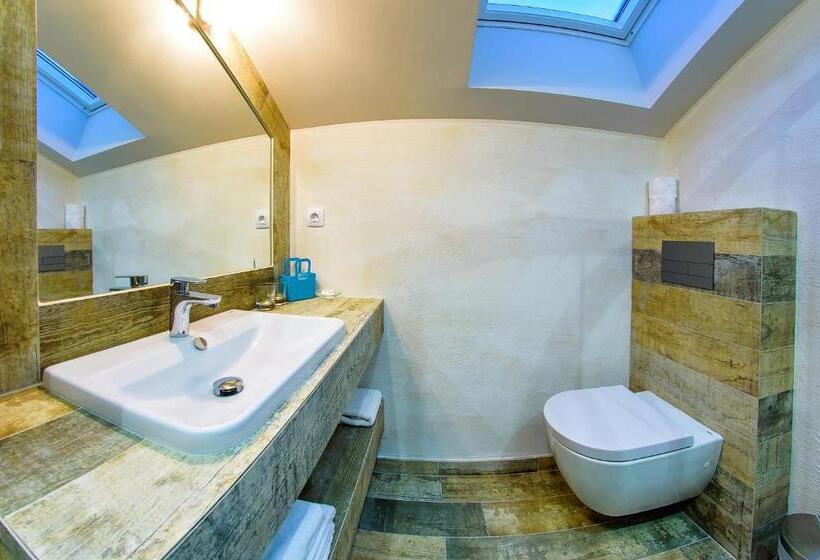 پانسیون Casa De La Munte