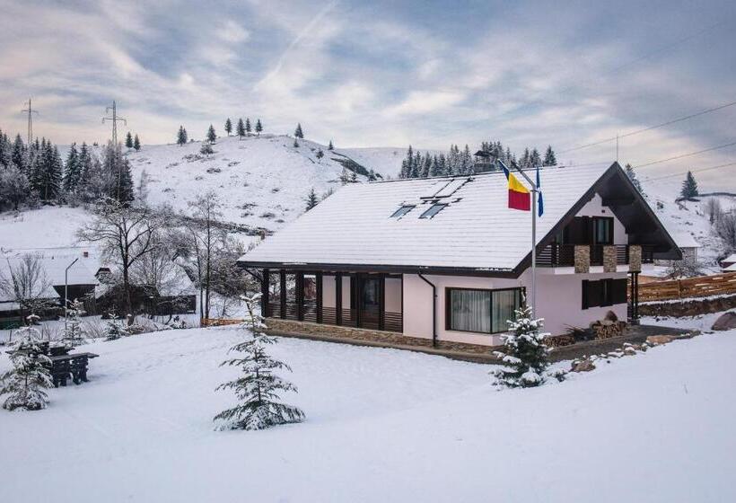 پانسیون Casa De La Munte