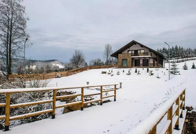 Majatalo Casa De La Munte