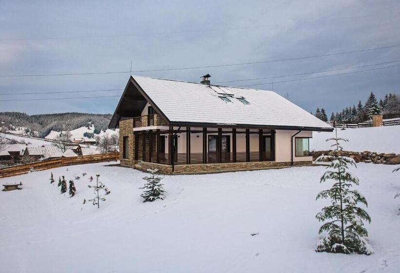 پانسیون Casa De La Munte