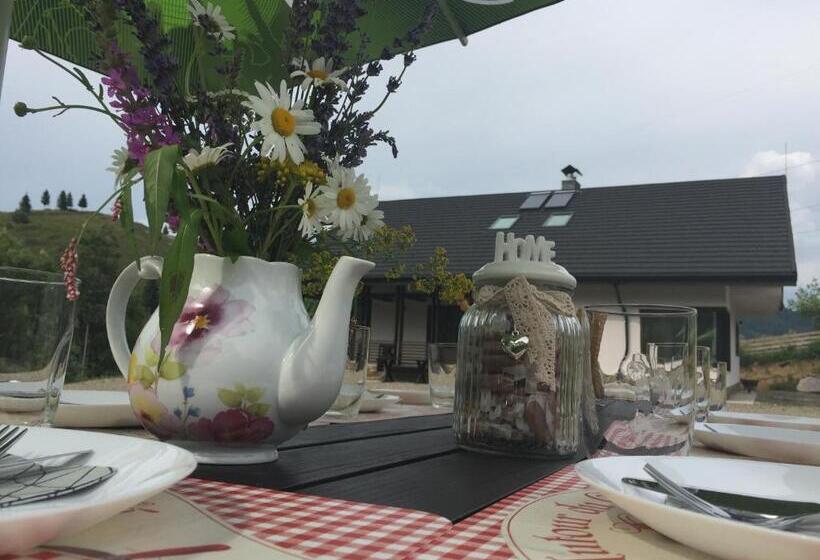 پانسیون Casa De La Munte