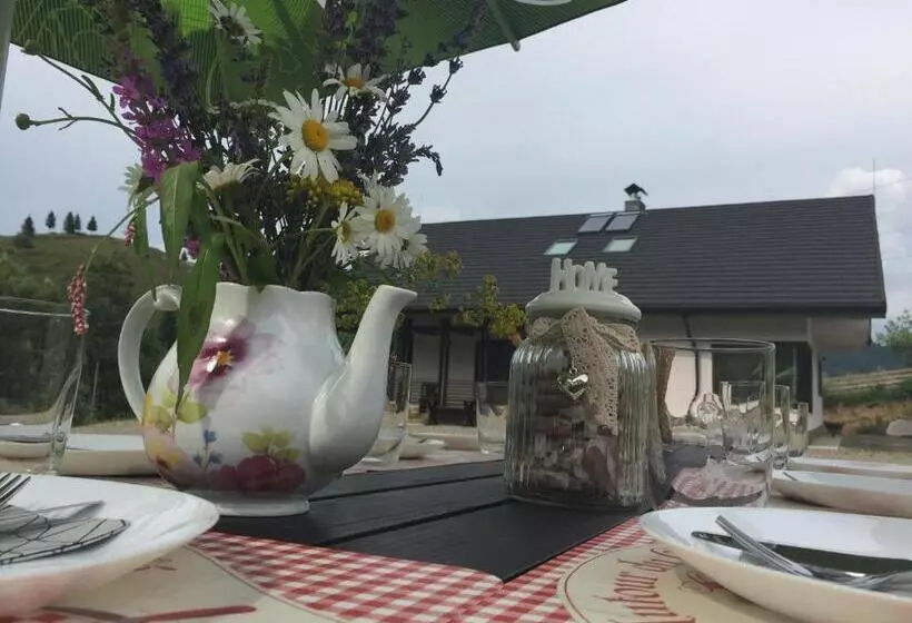 Majatalo Casa De La Munte