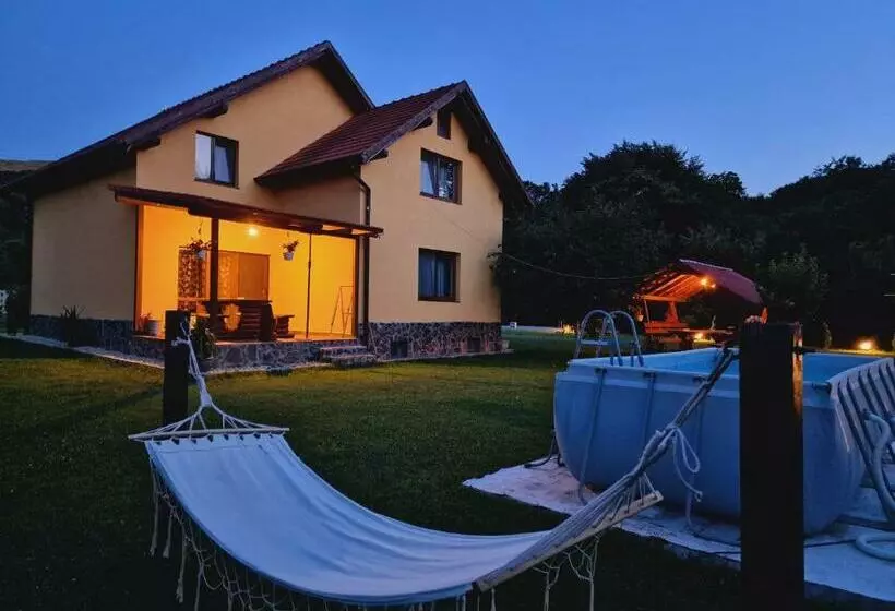 پانسیون Casa Maya