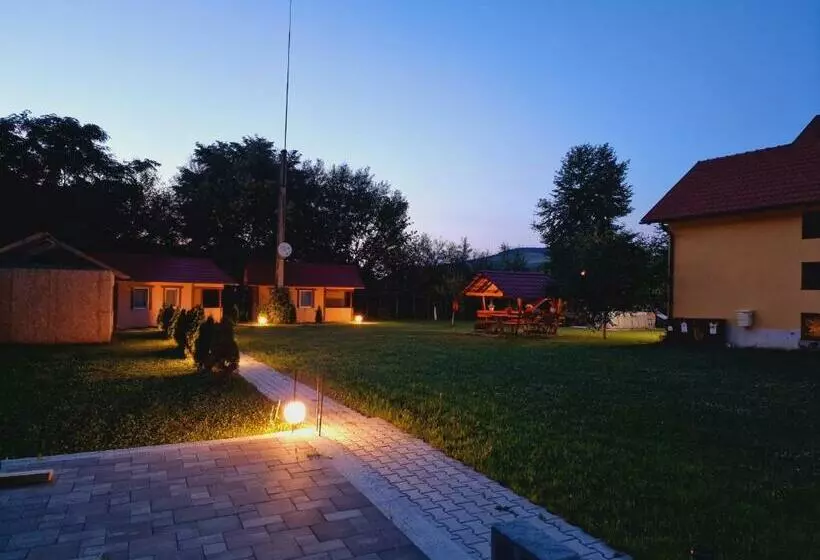پانسیون Casa Maya