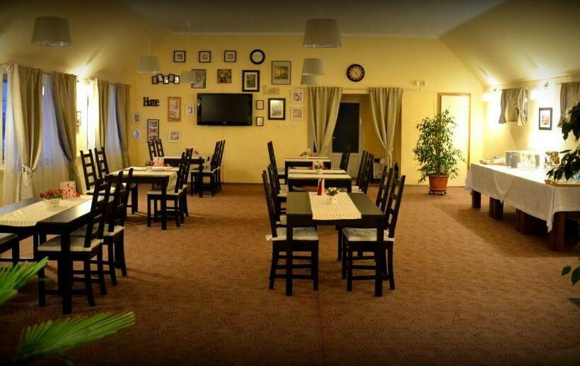 بنسيون Cazare La Troita