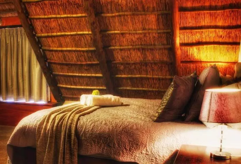 Majatalo Clivia Lodge