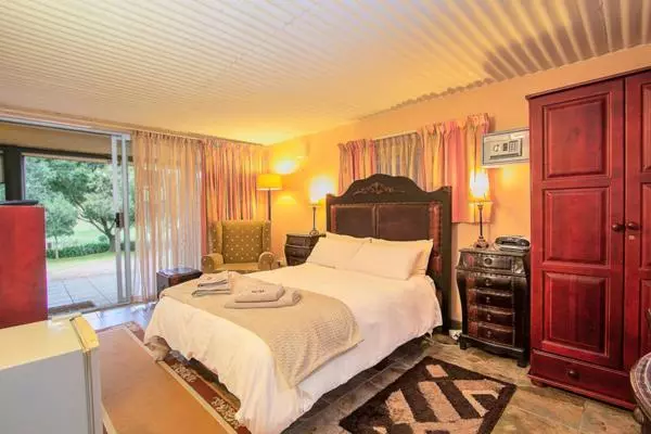 Majatalo Waterfront Guest House