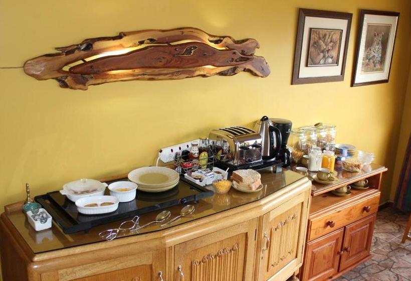 بنسيون Waterfront Guest House