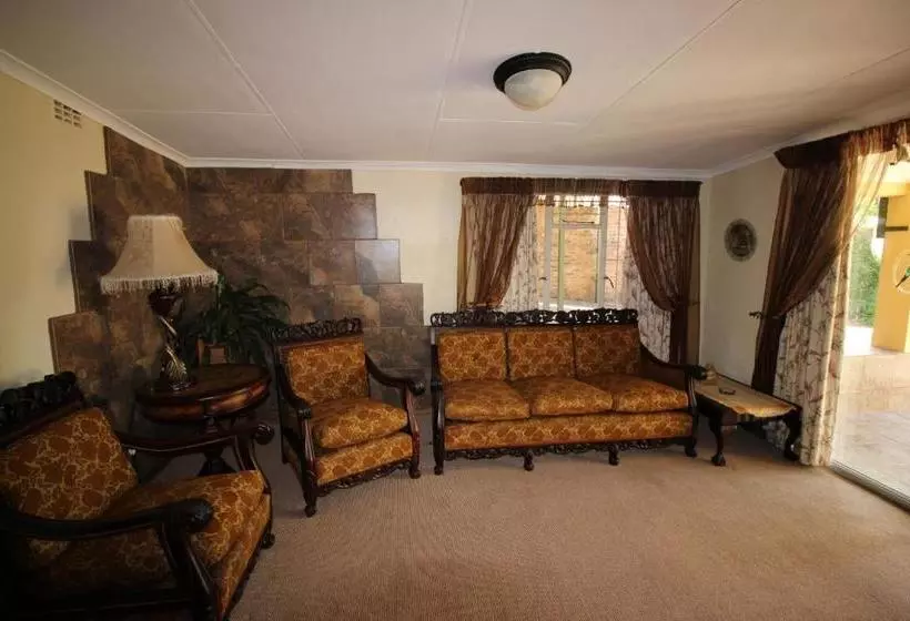 Majatalo Waterfront Guest House